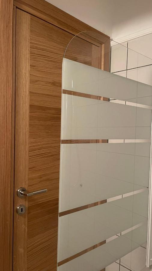Luxury Furnished Apartment, Near The Center Gallery 55 塞萨洛尼基 外观 照片